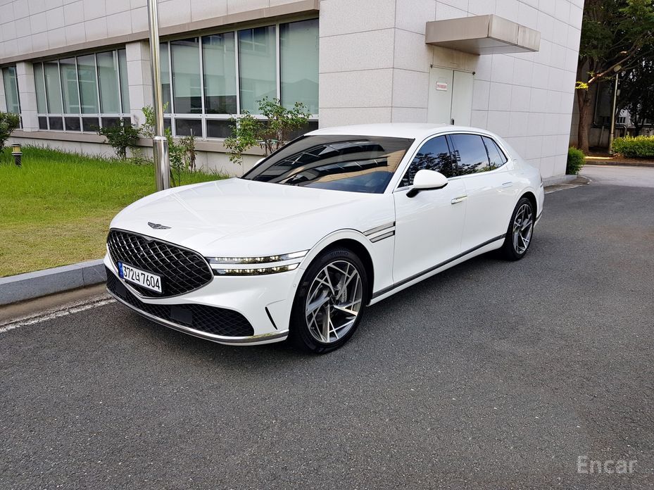  Genesis G90