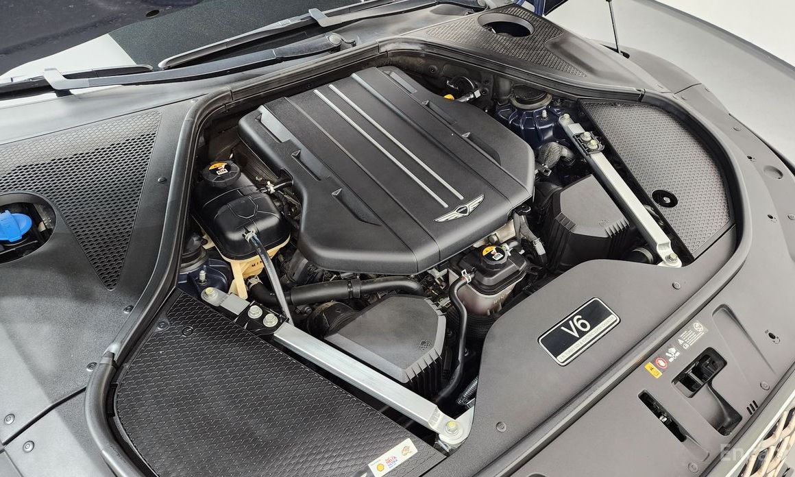  Genesis G90