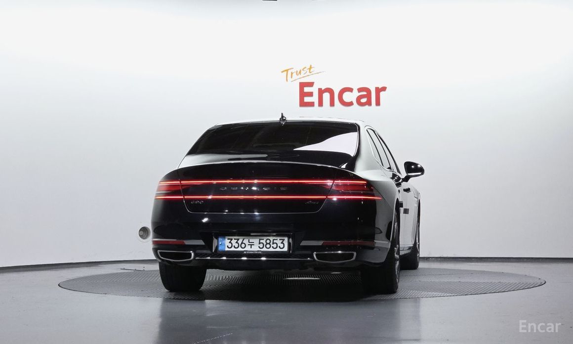  Genesis G90