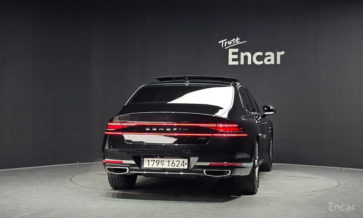  Genesis G90