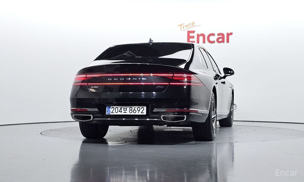  Genesis G90
