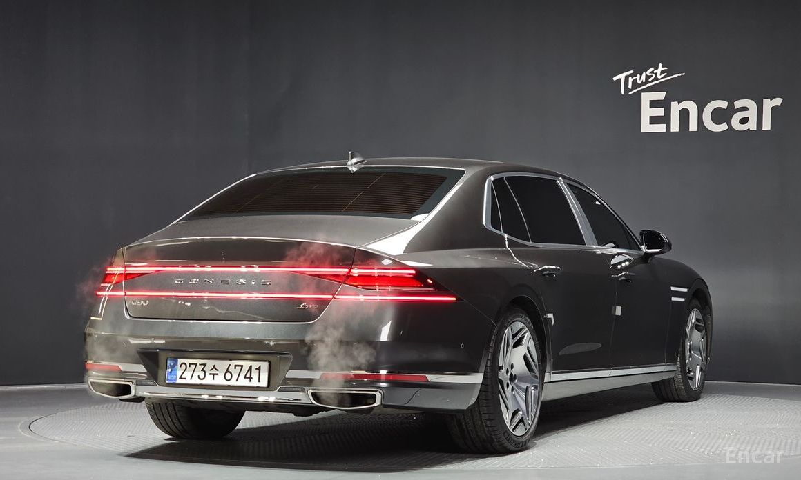  Genesis G90