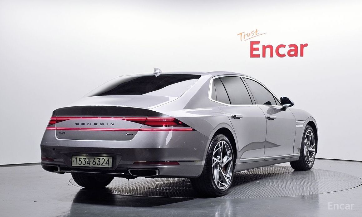  Genesis G90