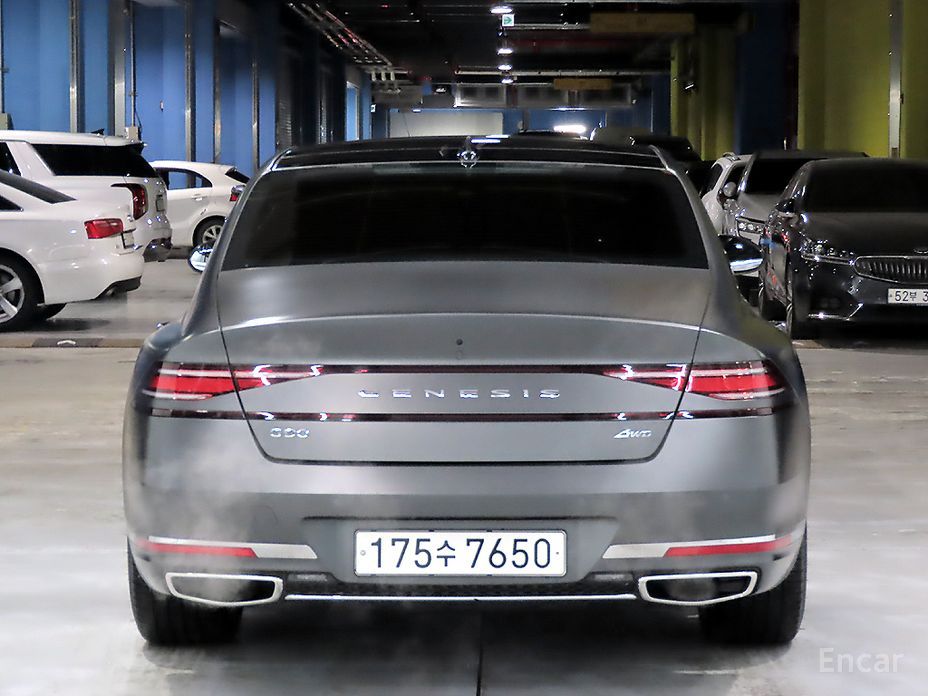 Genesis G90