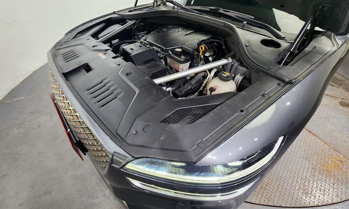  Genesis GV70