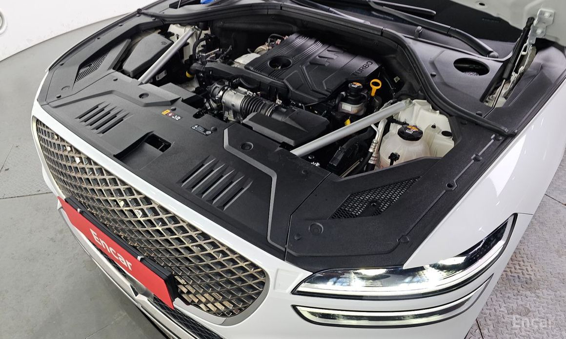  Genesis GV70