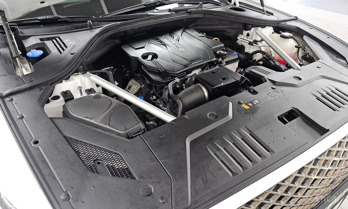  Genesis GV70