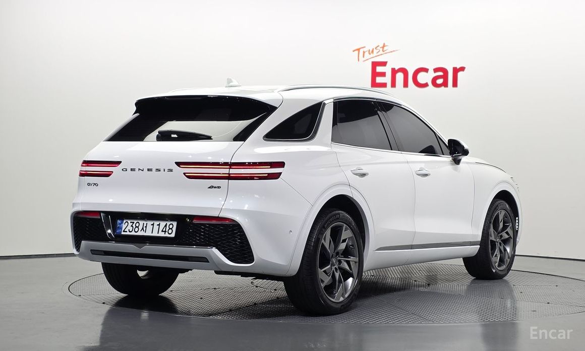  Genesis GV70