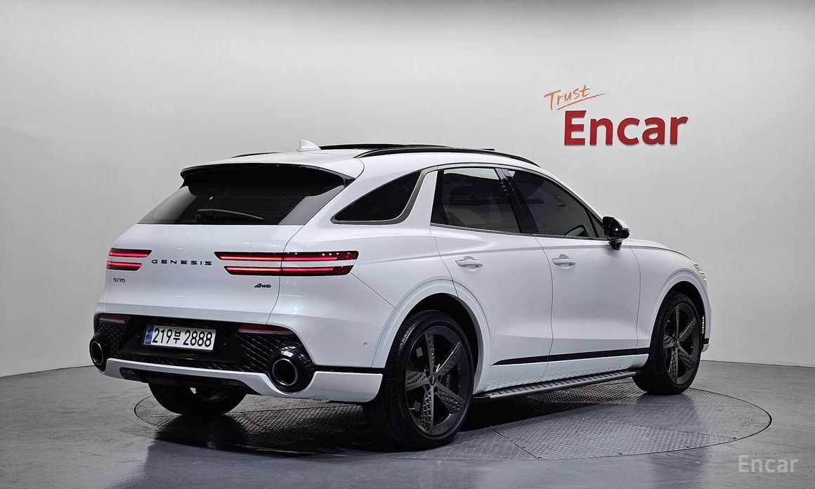  Genesis GV70