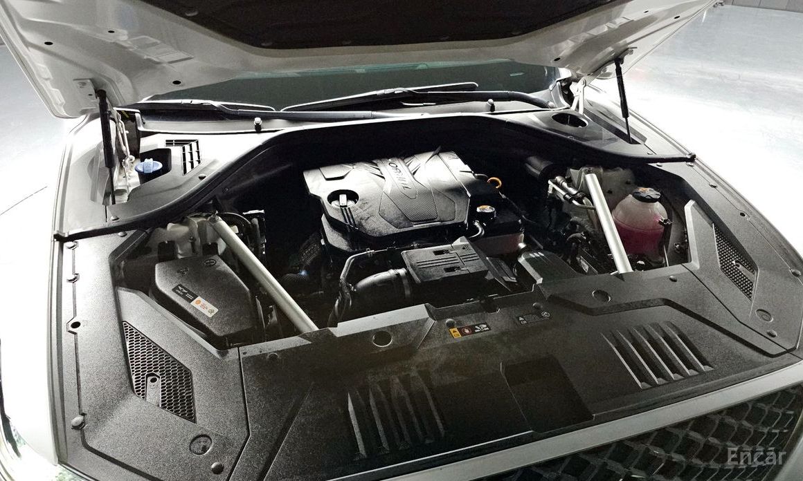  Genesis GV70