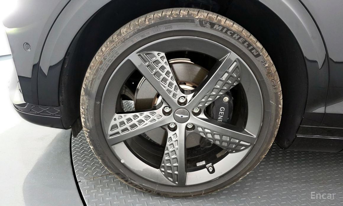  Genesis GV70