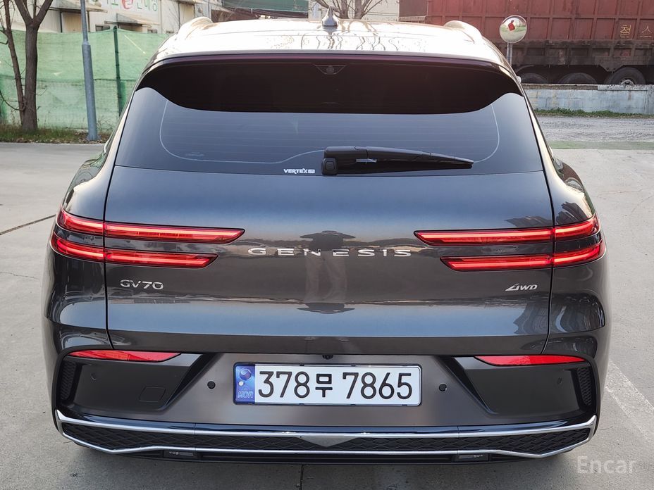  Genesis GV70