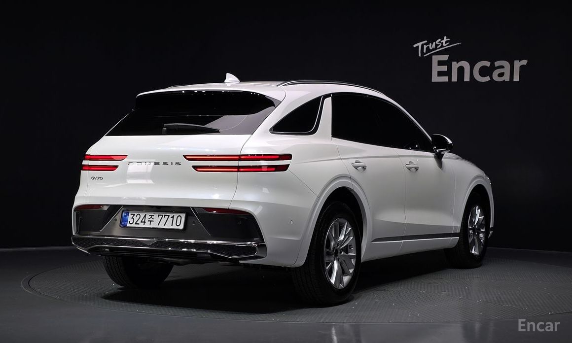  Genesis GV70