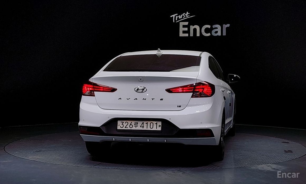  Hyundai AVANTE