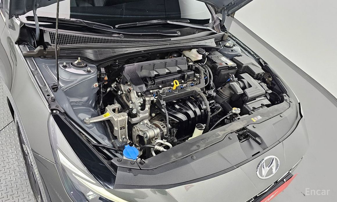  Hyundai AVANTE