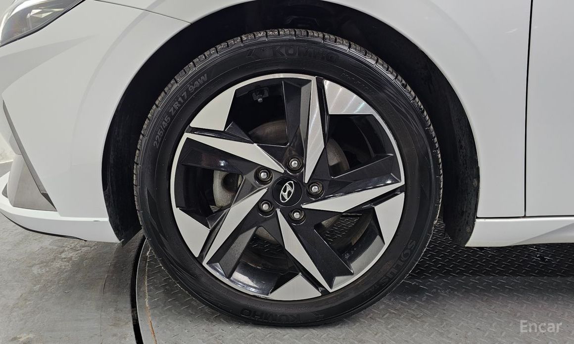  Hyundai AVANTE