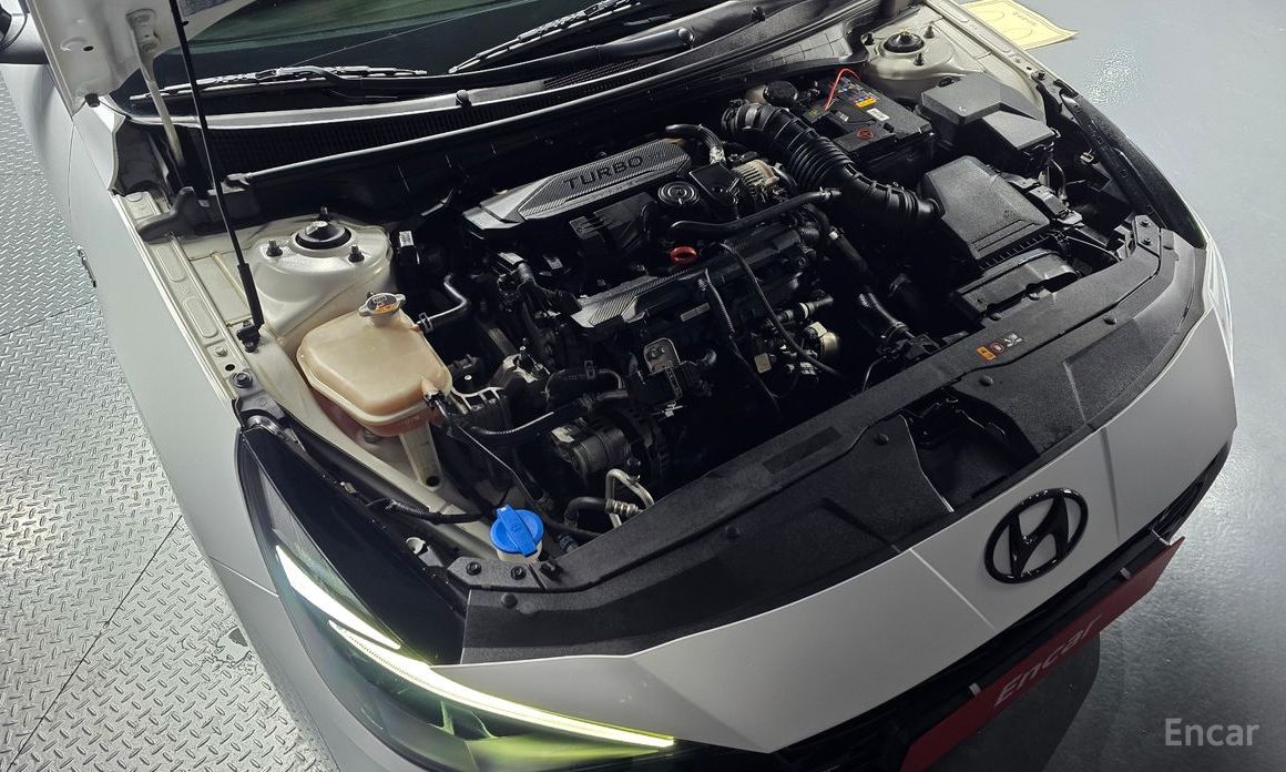  Hyundai AVANTE