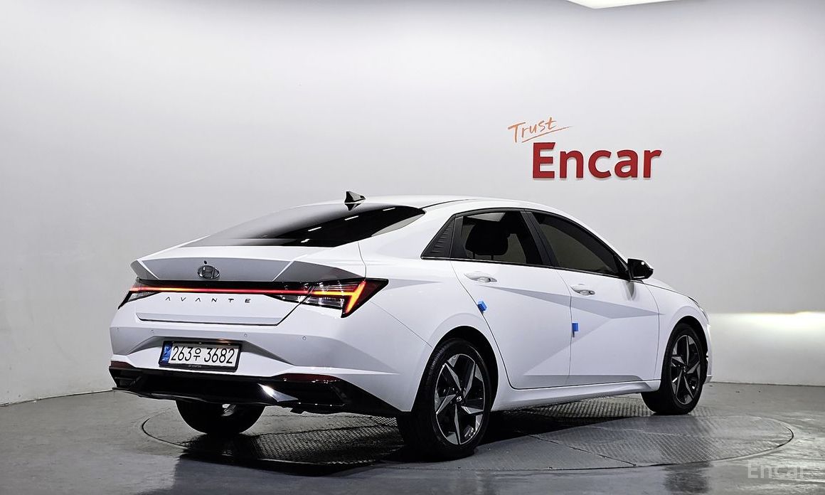 Hyundai AVANTE