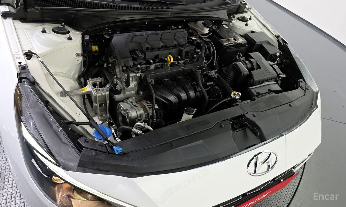  Hyundai AVANTE