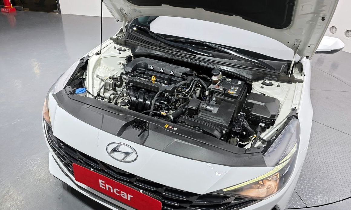  Hyundai AVANTE
