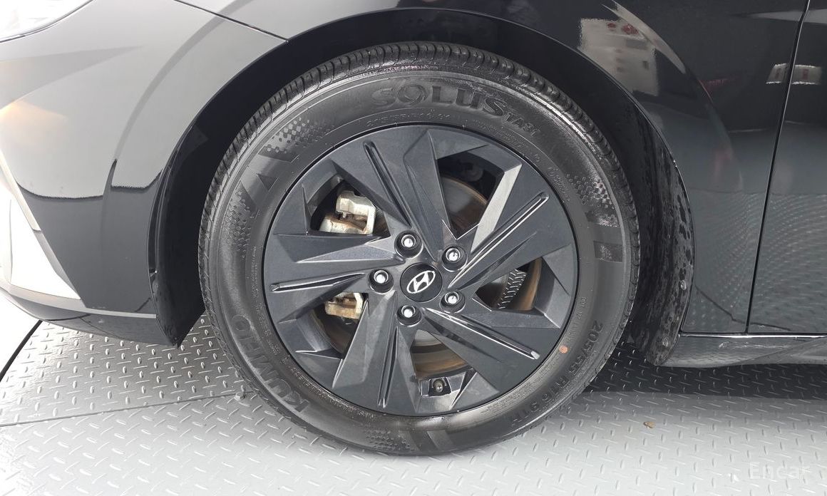  Hyundai AVANTE