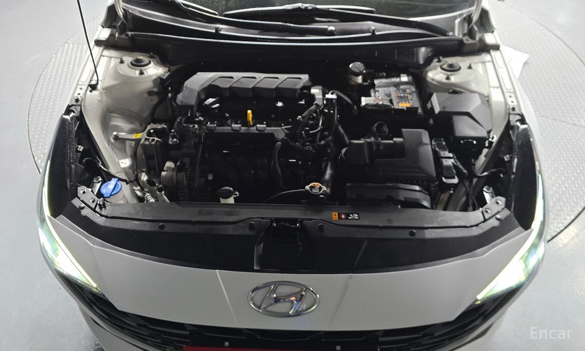  Hyundai AVANTE