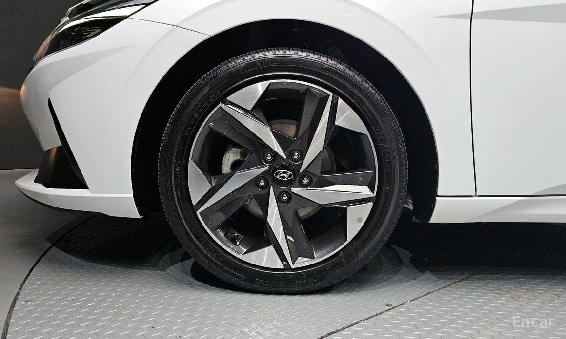  Hyundai AVANTE