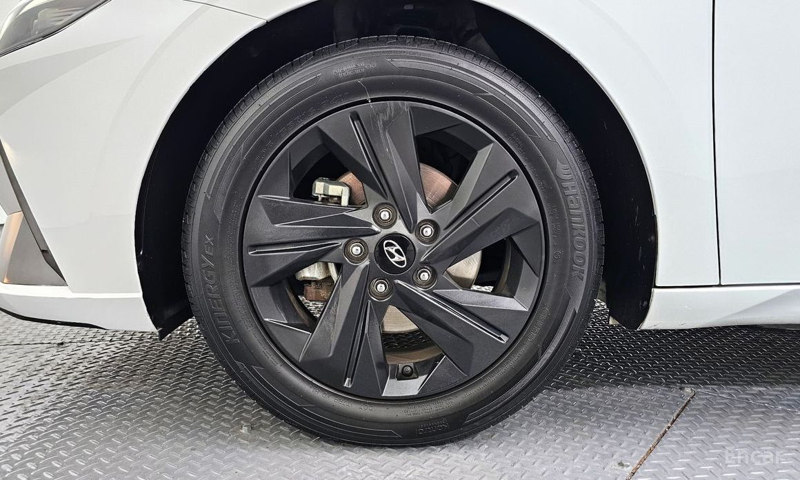  Hyundai AVANTE