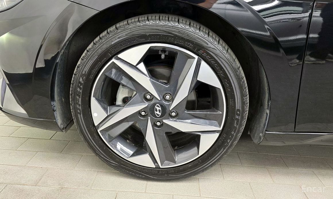  Hyundai AVANTE