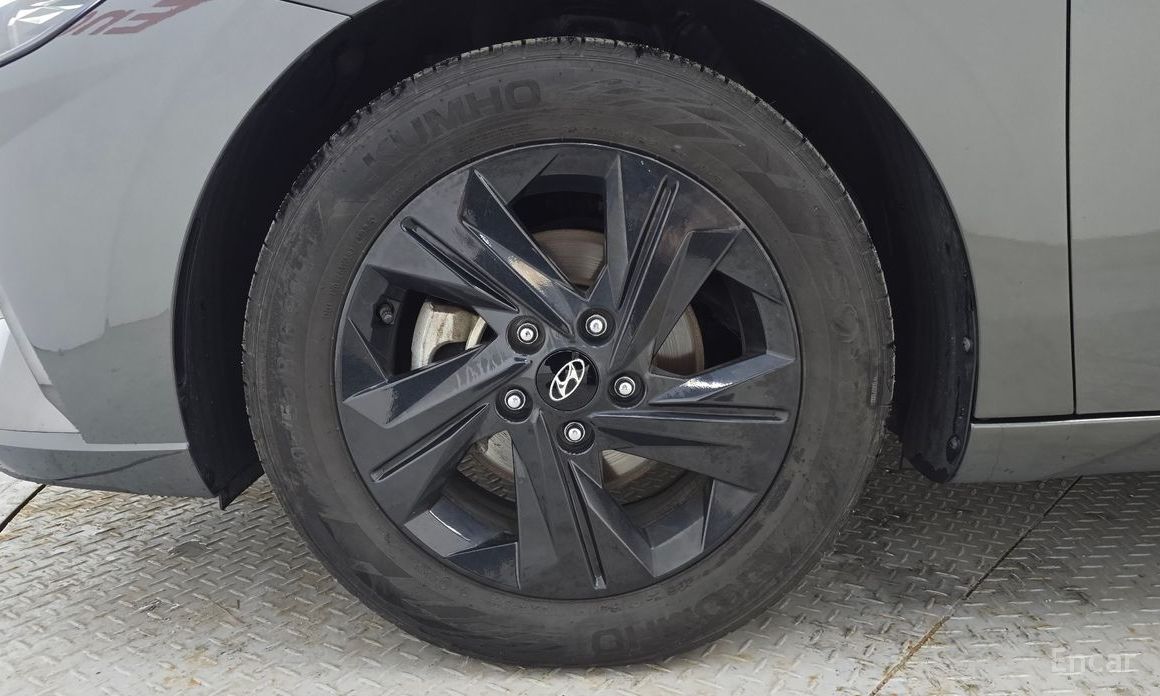  Hyundai AVANTE