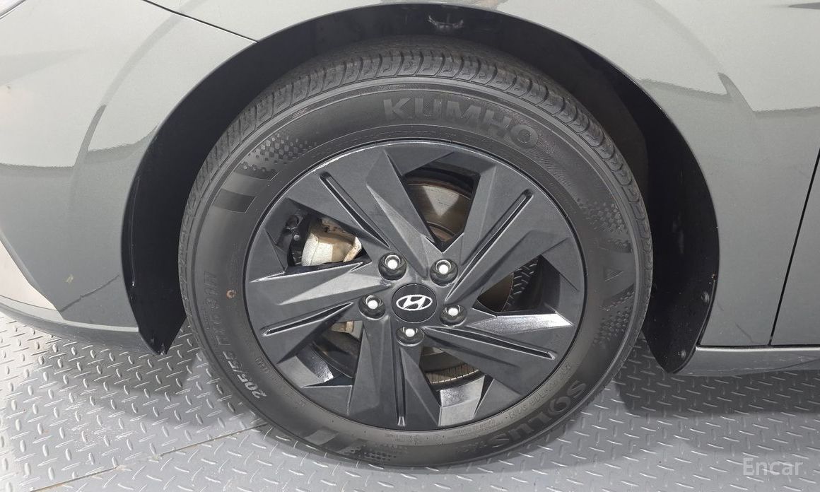  Hyundai AVANTE