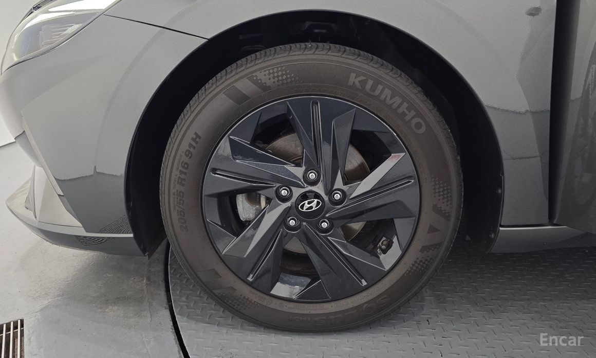  Hyundai AVANTE