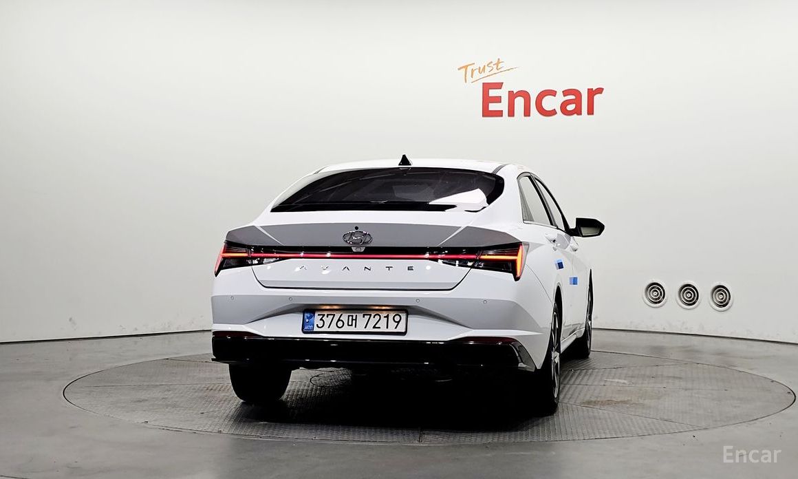  Hyundai AVANTE
