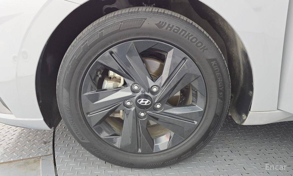  Hyundai AVANTE