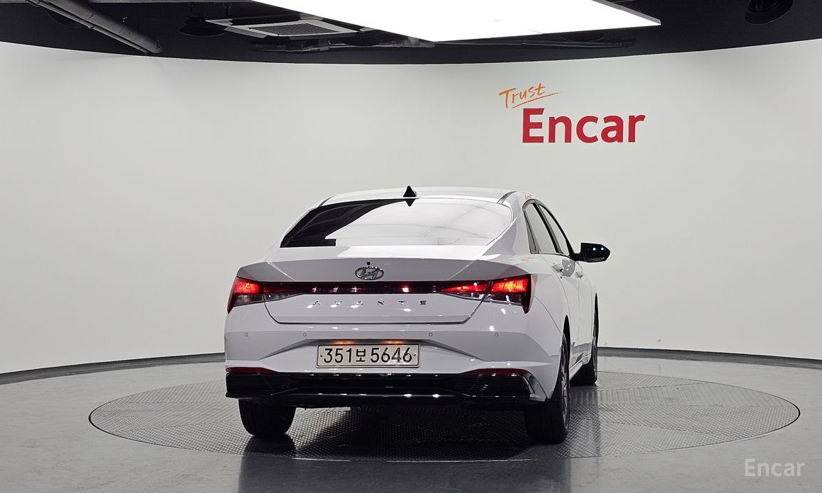  Hyundai AVANTE