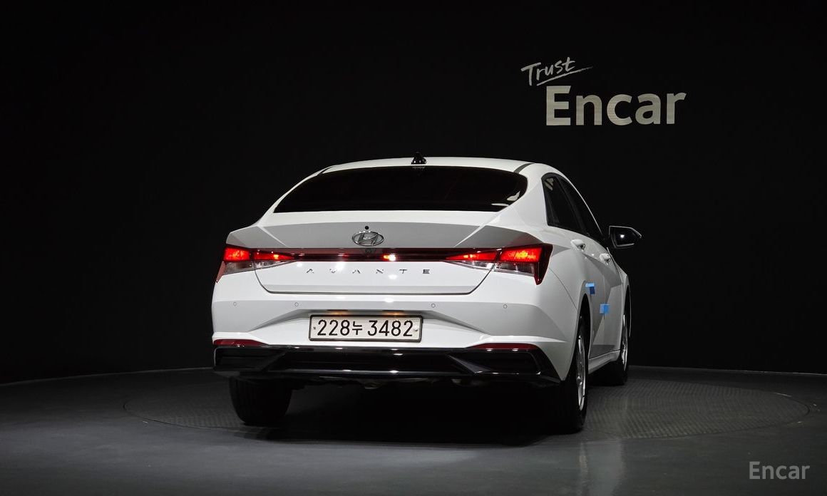  Hyundai AVANTE