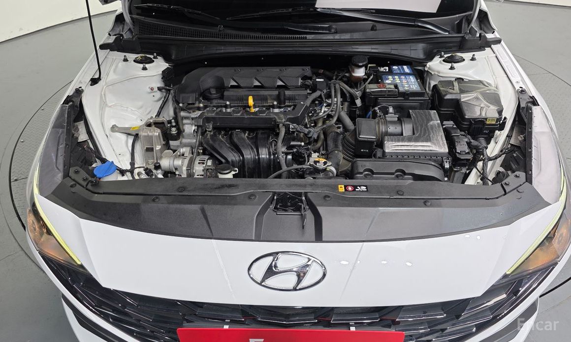  Hyundai AVANTE