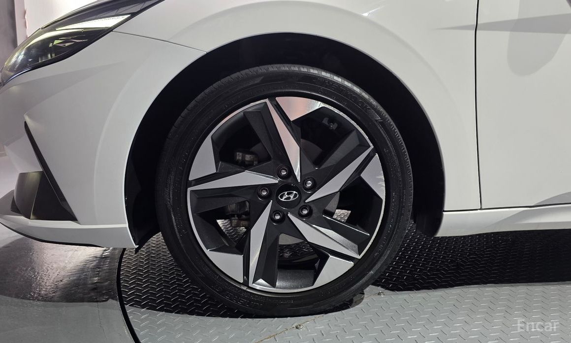  Hyundai AVANTE