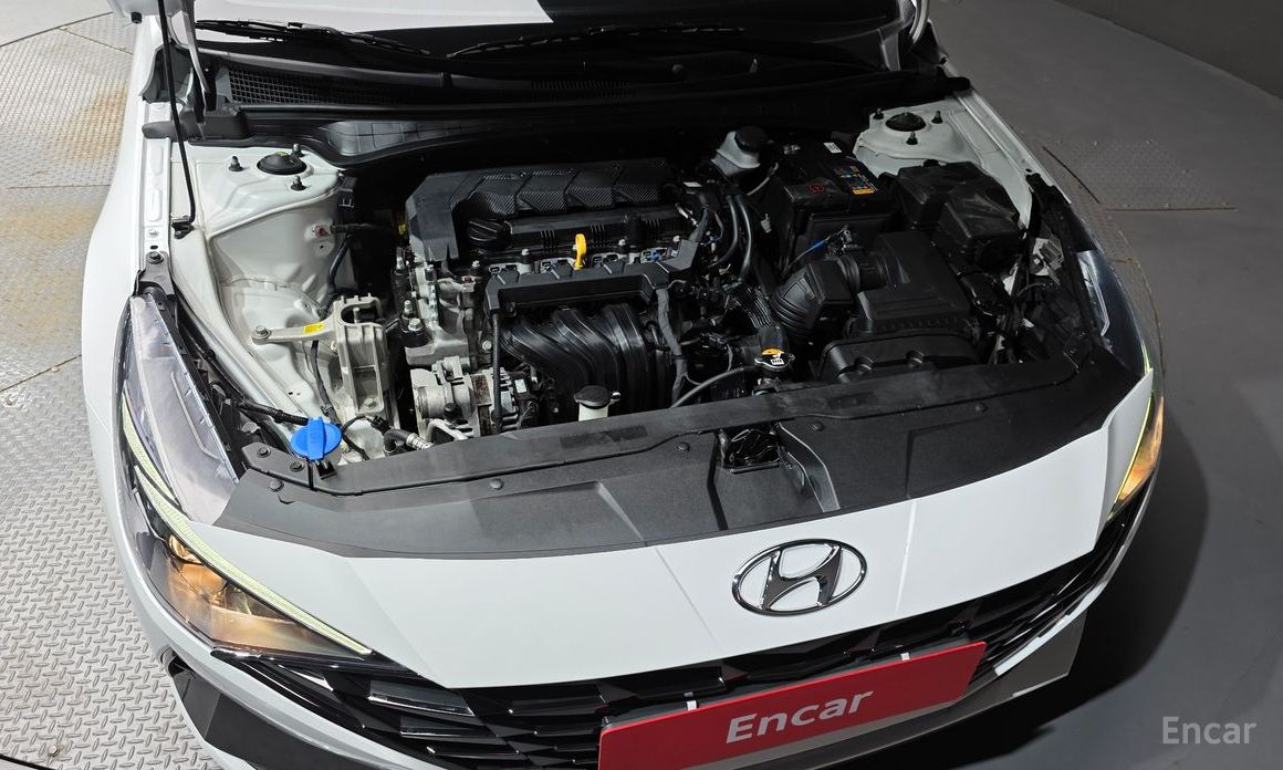  Hyundai AVANTE