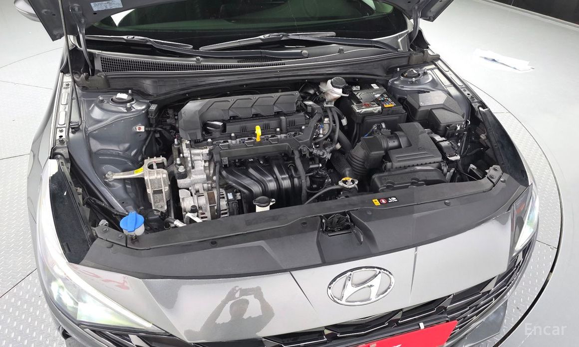  Hyundai AVANTE