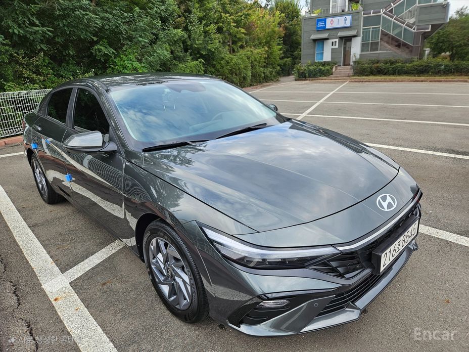  Hyundai AVANTE