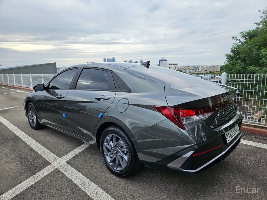  Hyundai AVANTE
