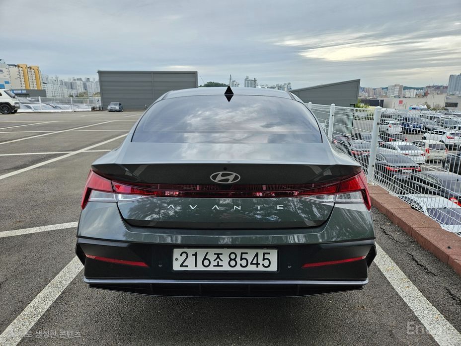  Hyundai AVANTE