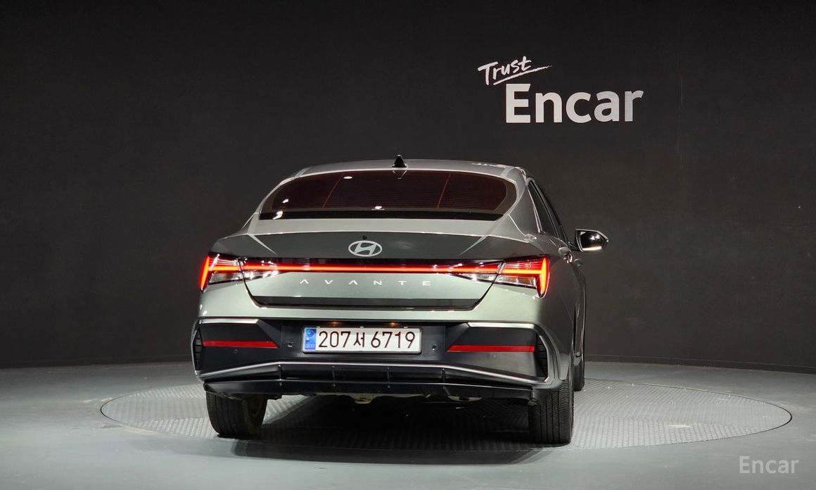  Hyundai AVANTE