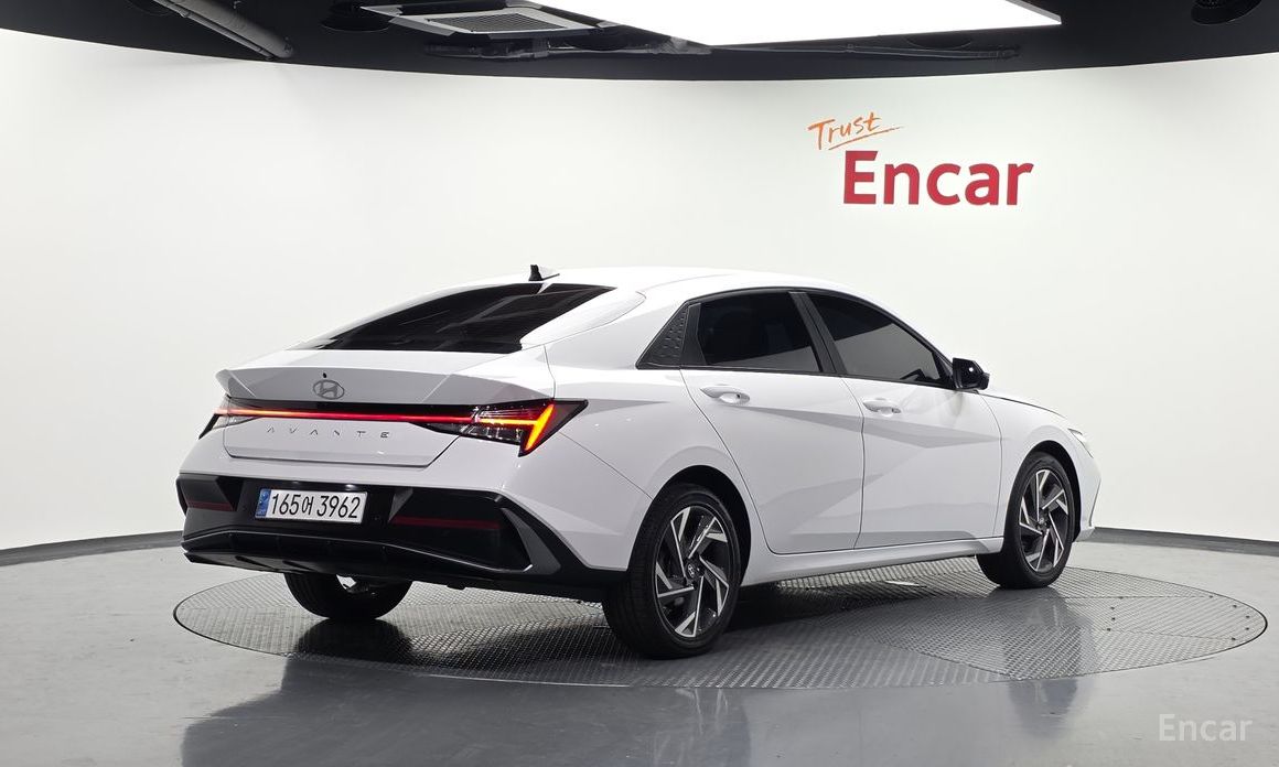  Hyundai AVANTE