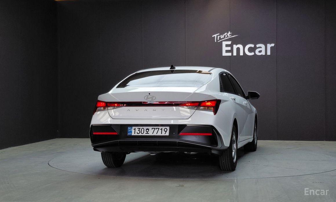  Hyundai AVANTE
