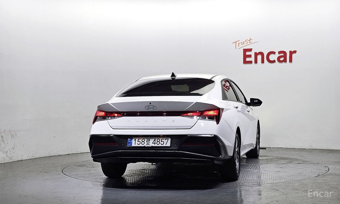  Hyundai AVANTE