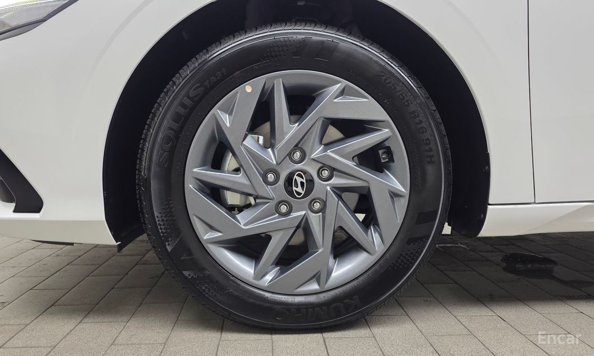  Hyundai AVANTE