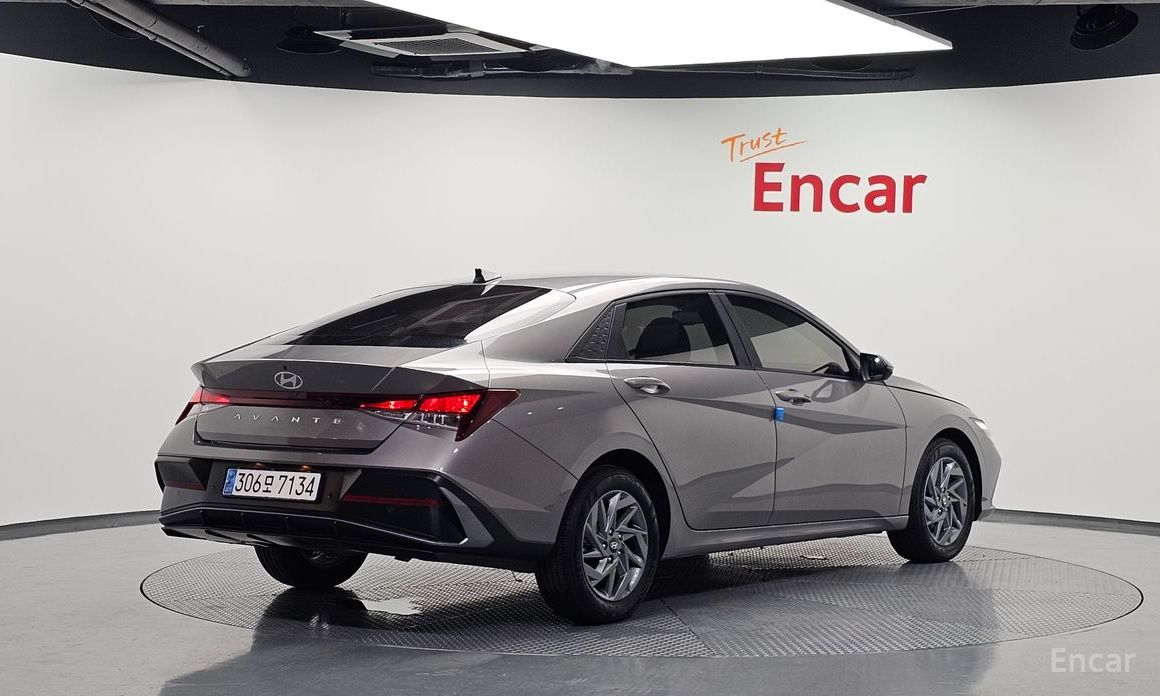 Hyundai AVANTE