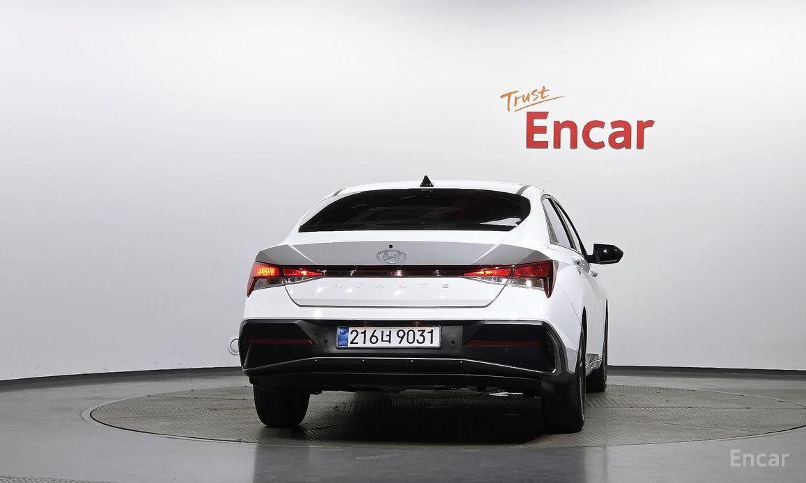  Hyundai AVANTE
